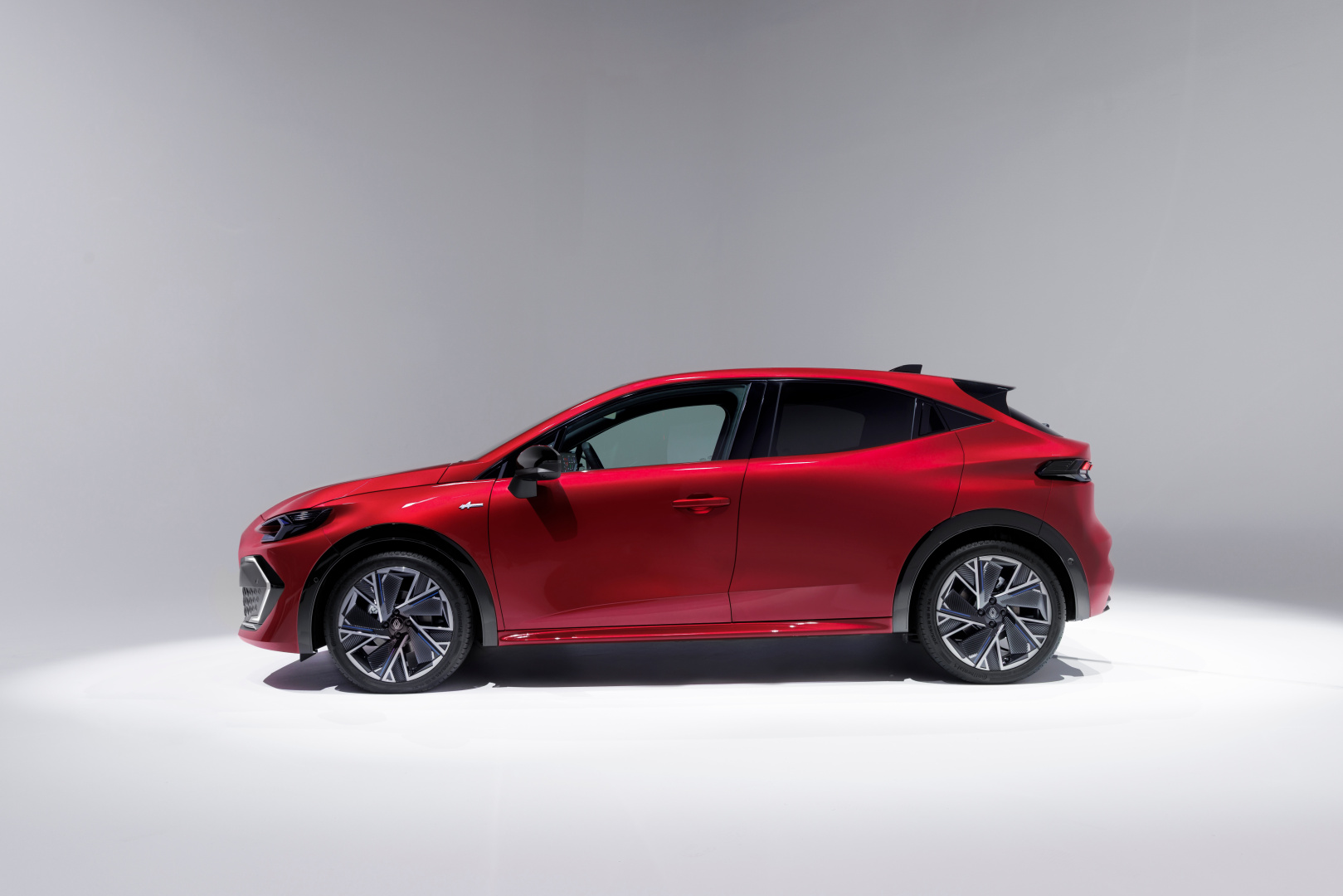 SMALL_Renault Clio full hybrid E-Tech - Esprit Alpine - Absolute Red (17)
